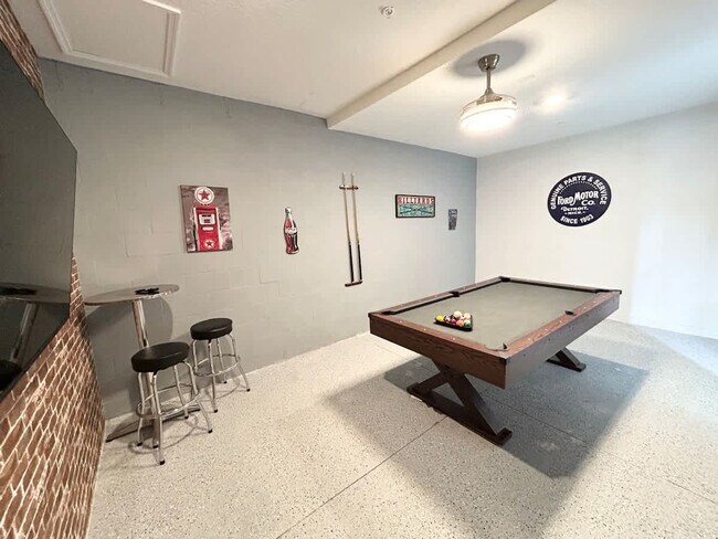 Building Photo - 675 Ocean Course Ave