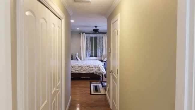 Building Photo - Luxurious 4bd/2.5ba house in quiet Boston neighborhood
