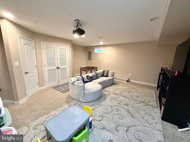 Building Photo - 15505 Banjo Ct