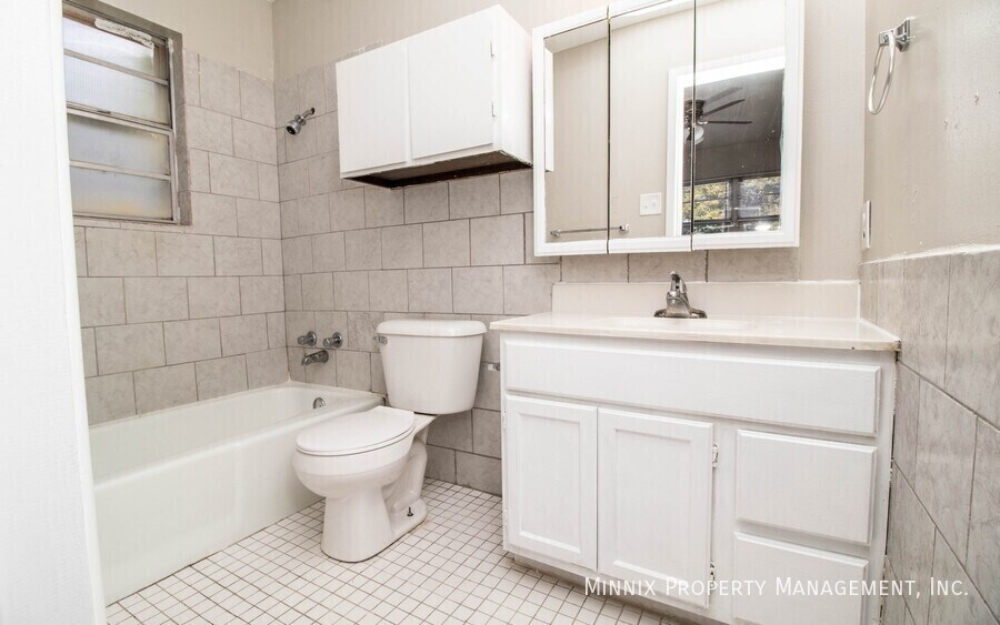 Building Photo - 4825 53rd St