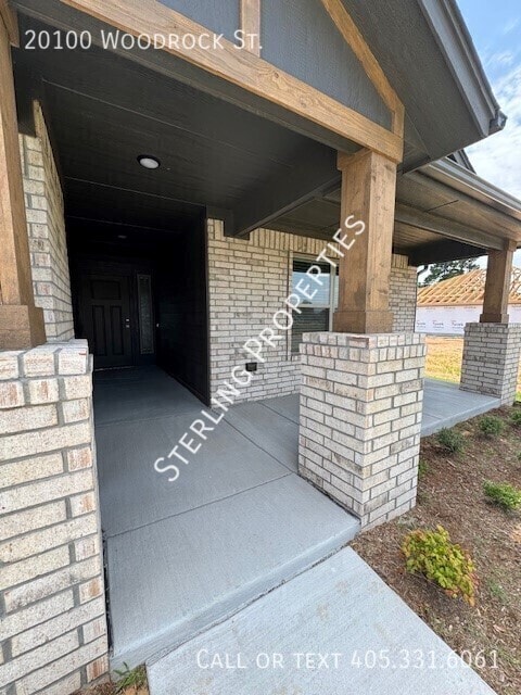 Building Photo - 20100 Woodrock St