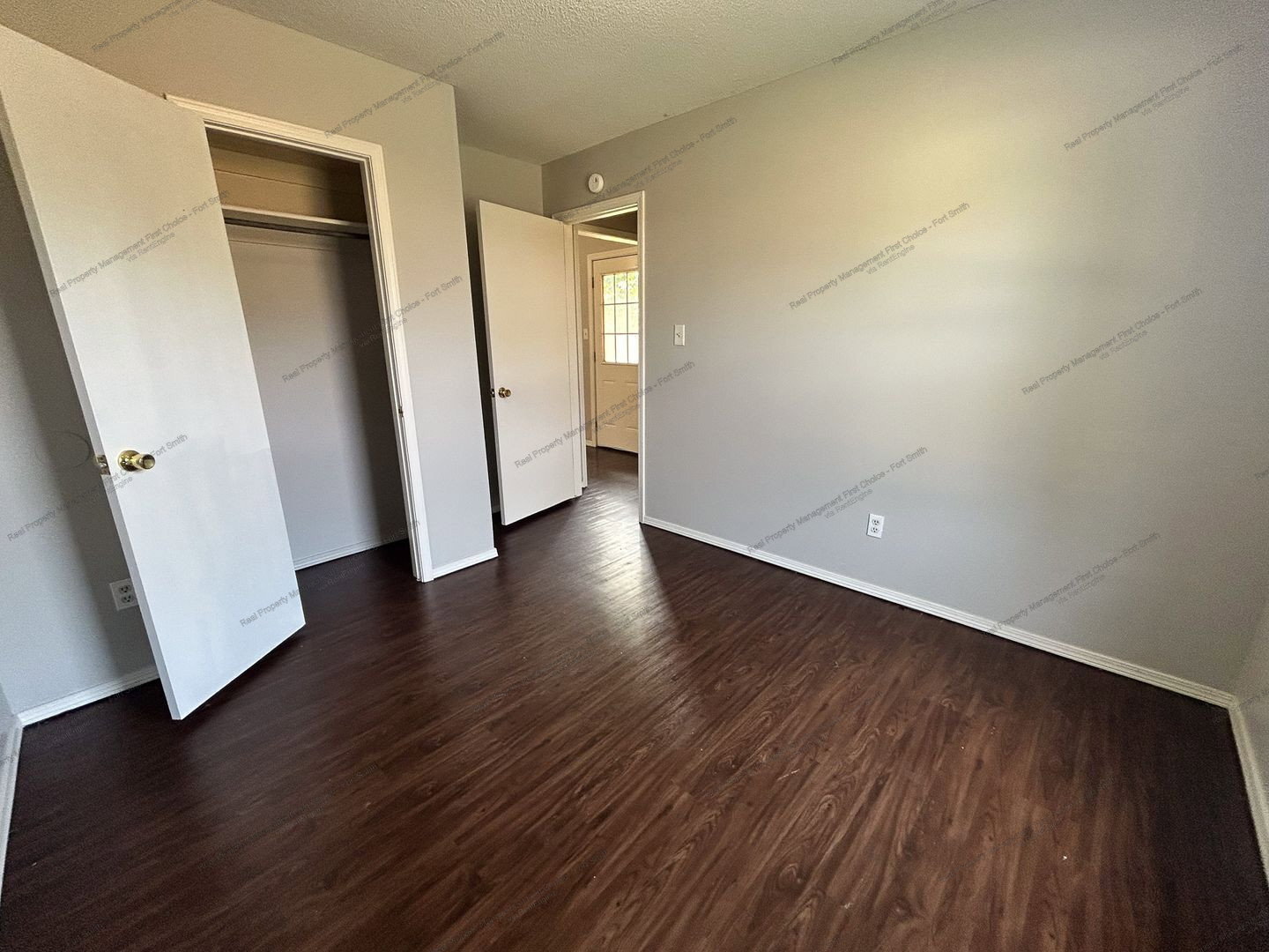 Building Photo - 1911 Whippoorwill Dr