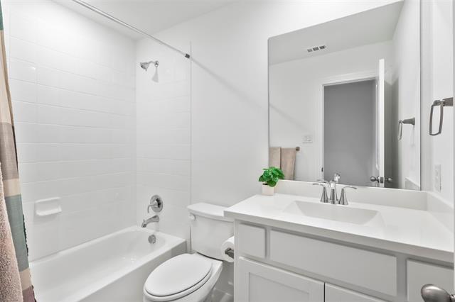 Building Photo - 3101 Peartree Ln