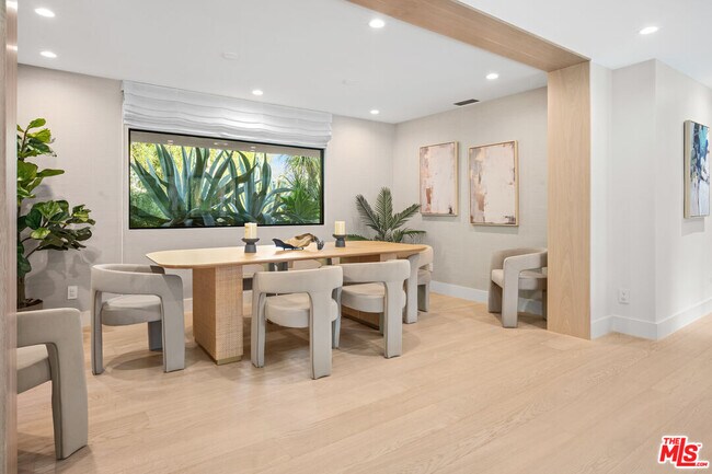 Building Photo - 70461 Boothill Rd