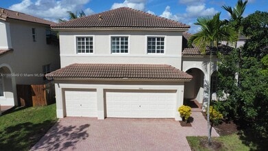 Building Photo - 1464 NE 40th Rd