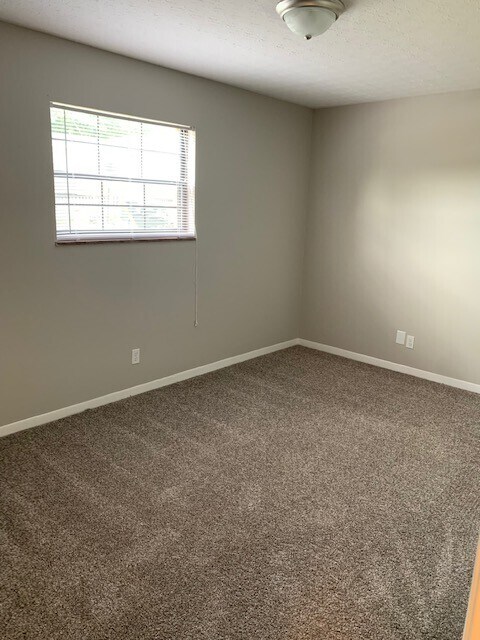 Bedroom 2 - Rand Sylvia