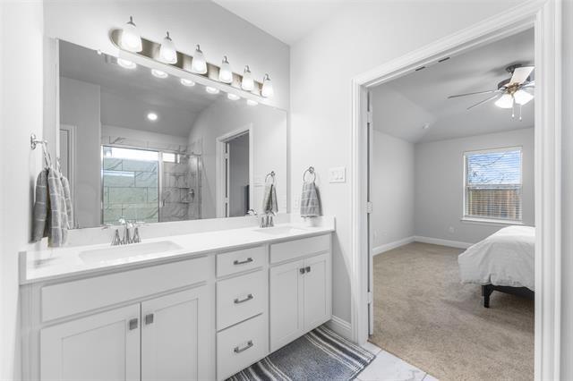 Building Photo - 1404 Kade Ave