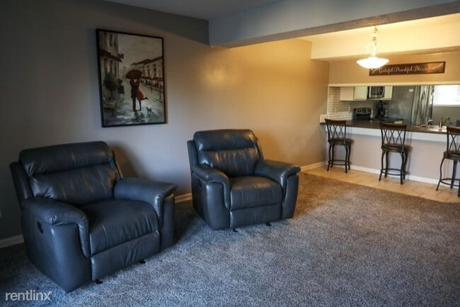 Building Photo - 2 br, 1.5 bath Condo - 24 Chisholm Creek Dr