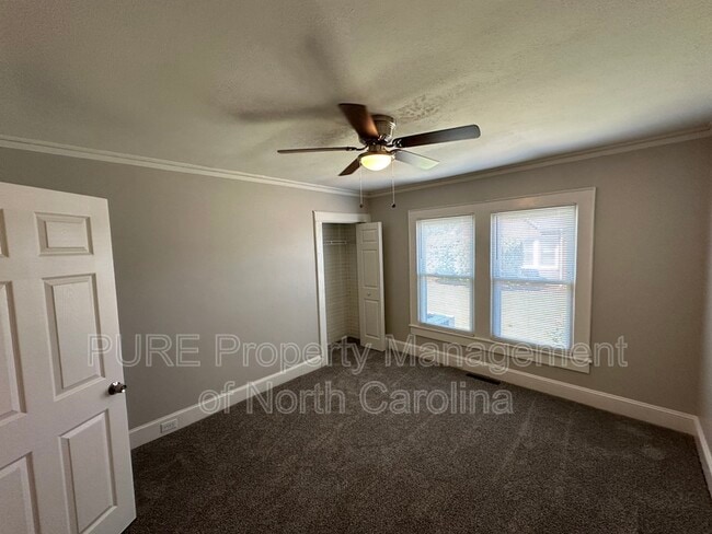 Building Photo - 1103 Jackson St