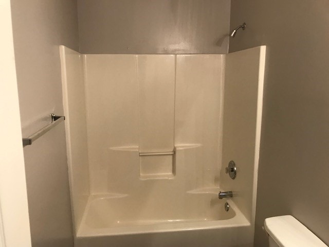 Building Photo - 8969 Meadowmont View Dr