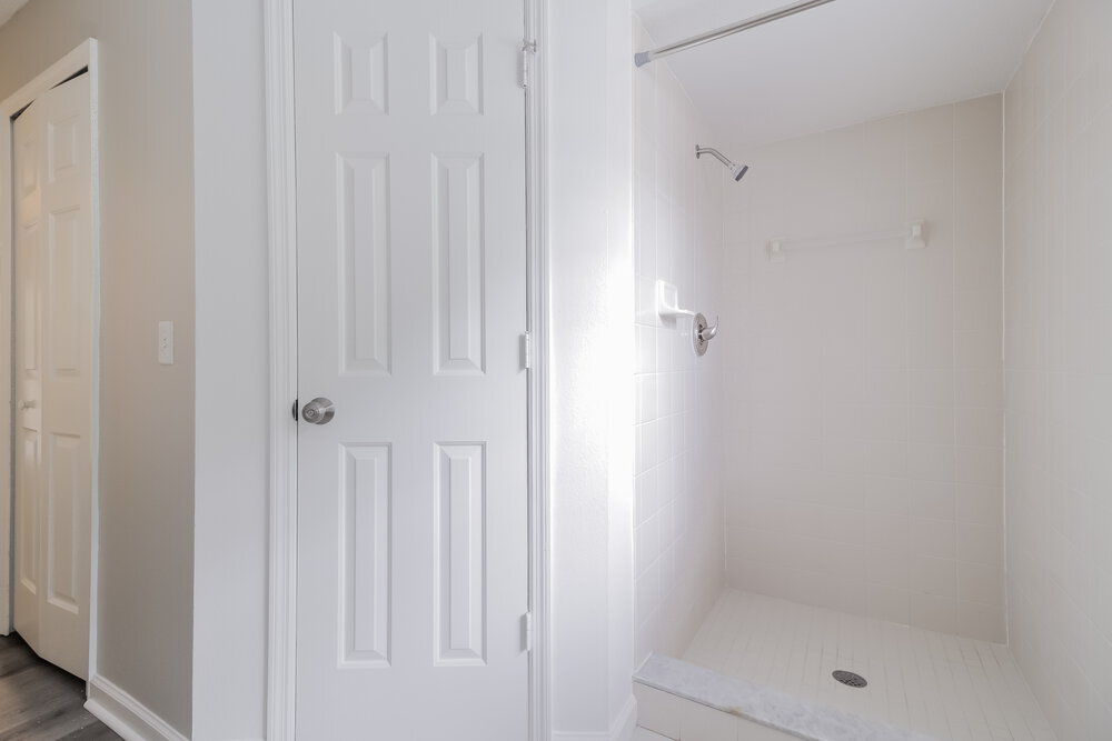 Building Photo - 502 Oak Branch Ct