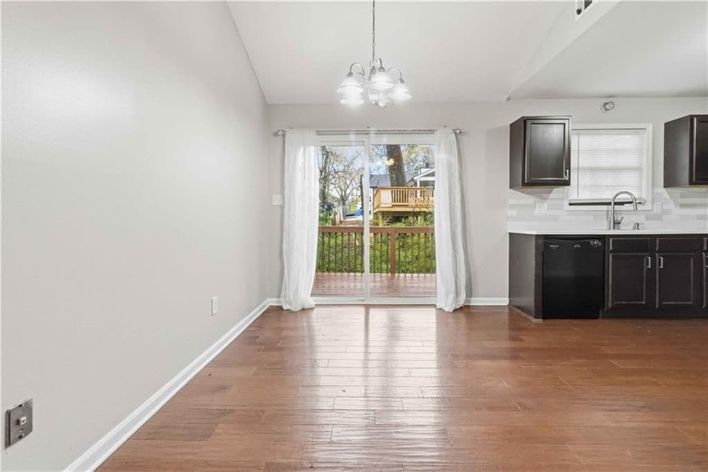 Building Photo - 442 Booth Cir SW