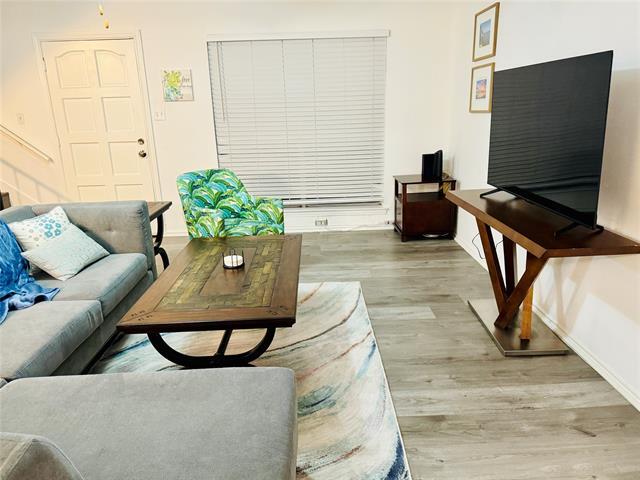 Building Photo - 5612 Marina Dr