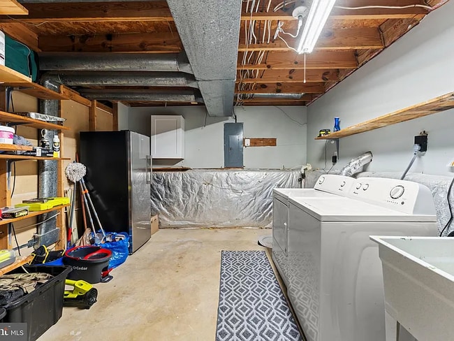 Building Photo - 3079 Dorsey Ct