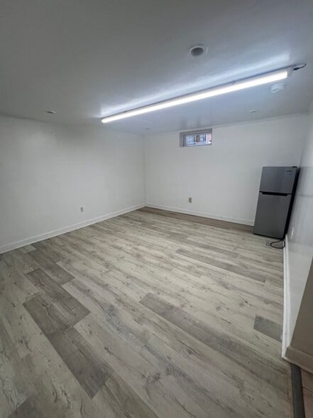 Building Photo - 927 Southridge Rd