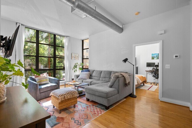 Building Photo - 2020 12th St NW