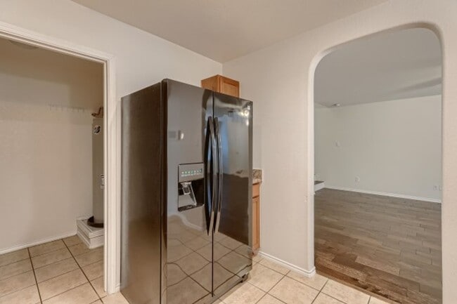 Building Photo - Stunning 3 bedroom for rent off TPC and Bu...