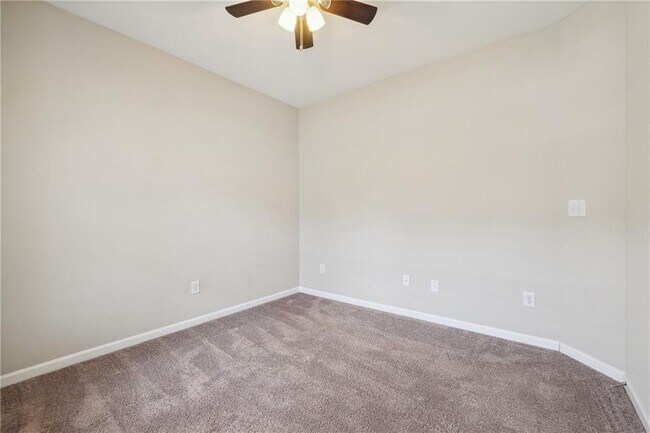 Building Photo - 4981 Bramblewood Cir
