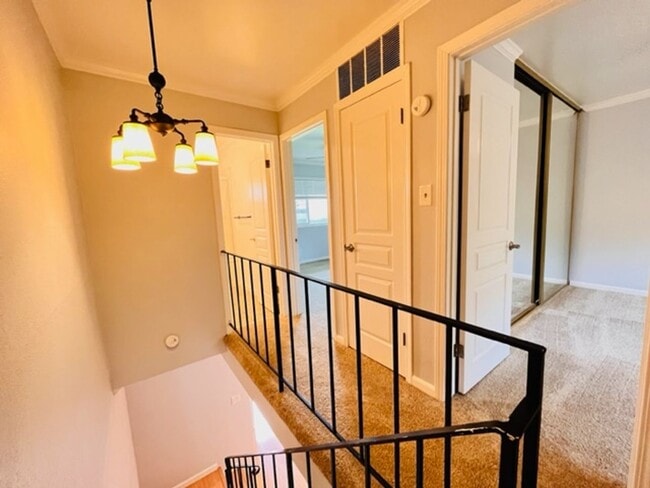 Building Photo - Charming 2BD/1.5BA, Two-Story Townhouse in West Side Danville, Near Downtown- Available NOW!
