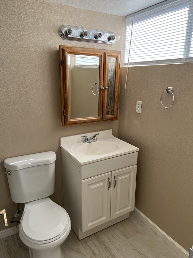 Building Photo - 1880 Caballero Way