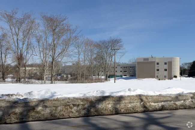 Building Photo - Babcock Village