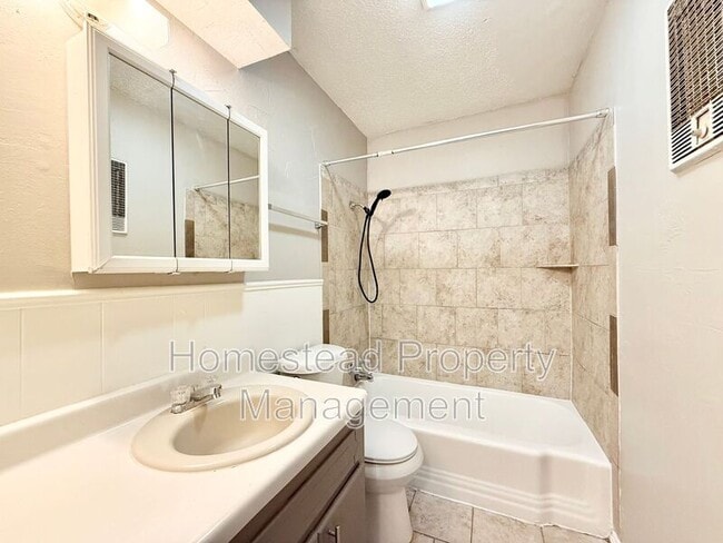 Building Photo - 324 NW 91st St