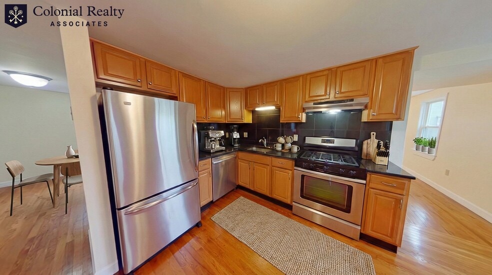 Building Photo - 8 Hearn St