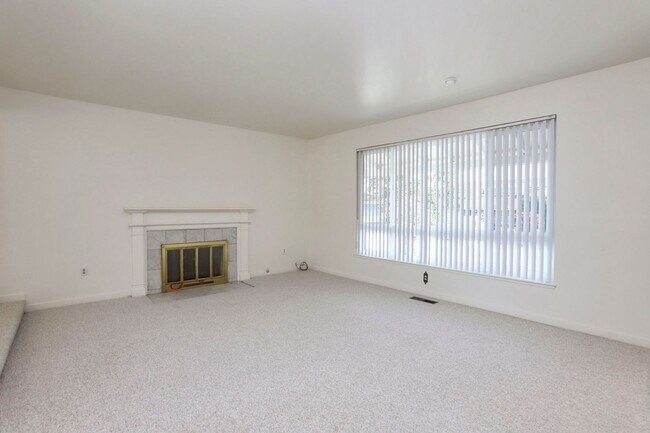 Building Photo - 4BR/3BA Tri-Level Home with Yard & 2-Car Garage | Foster City | YouTube Tour