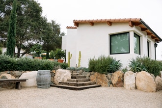 Building Photo - 419-21 Woodland Hills Dr