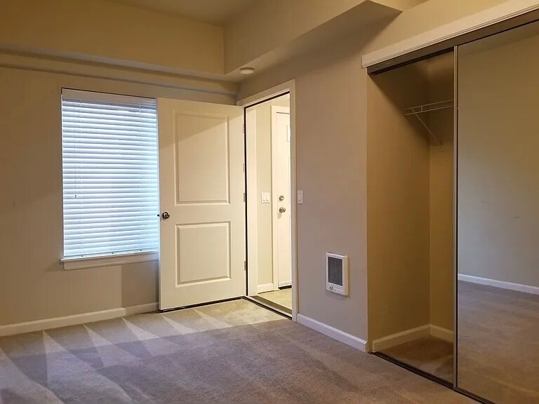 Building Photo - 16715 SW Baseline Rd