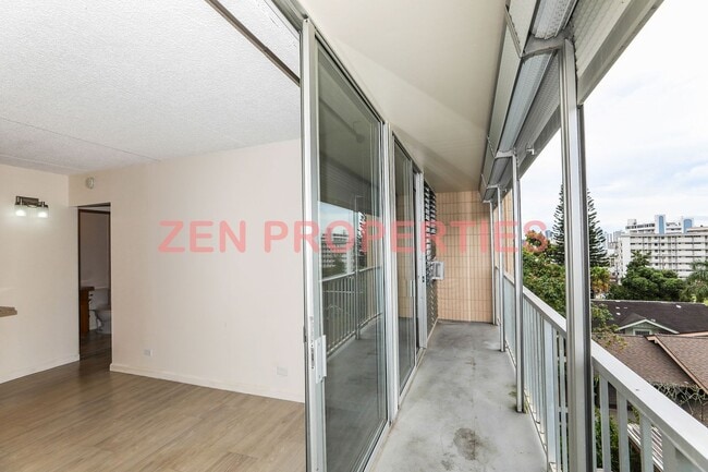 Building Photo - 1 Bdrm 1 Bath 1 Parking at Makiki Hillside
