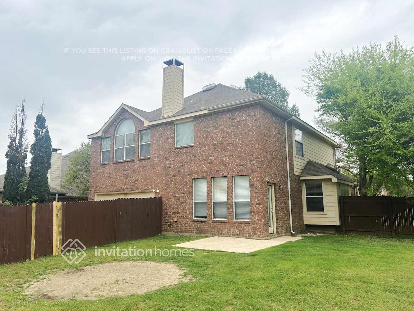 Building Photo - 7997 Greenvalley Ln