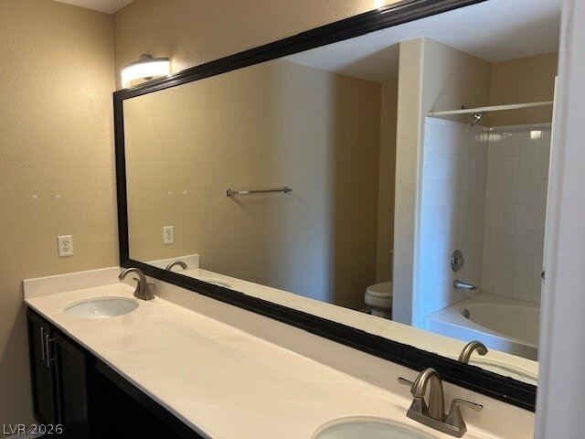 Building Photo - 2000 Quartz Cliff St