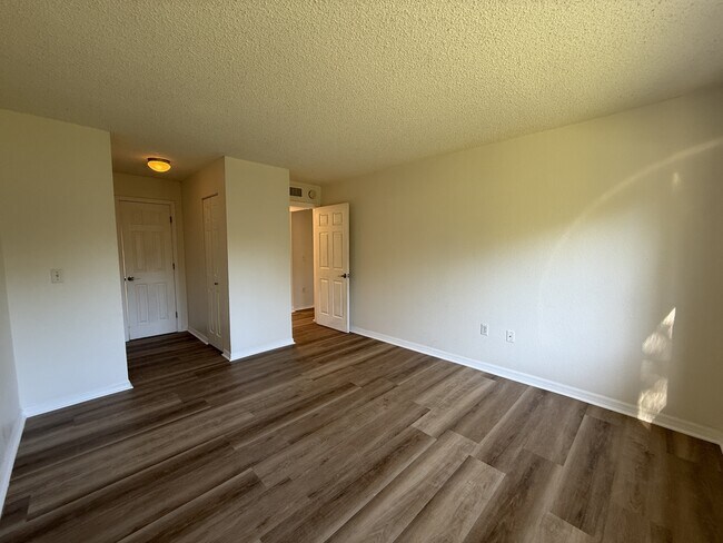 Building Photo - 5310 26th St W