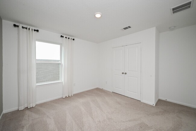 Building Photo - 17718 Seed Drill Ln