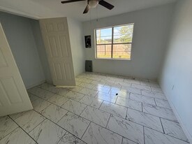 Building Photo - 3563 Southern Ave