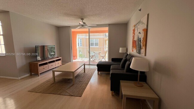 Building Photo - 19801 E Country Club Dr