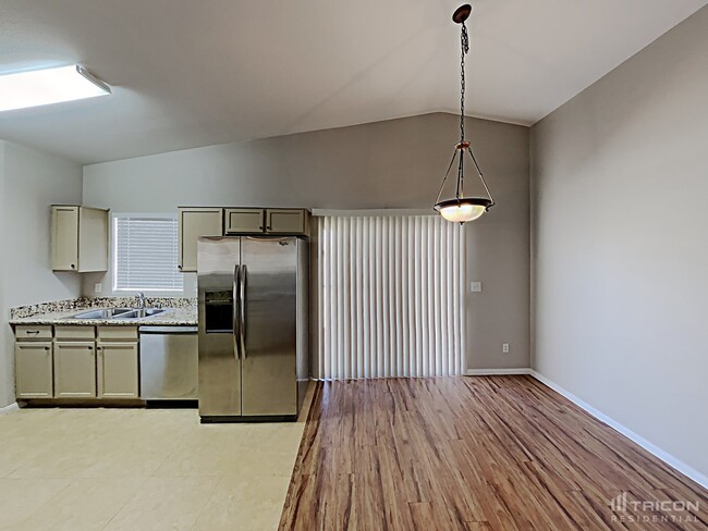 Building Photo - 8812 N Ceuta St