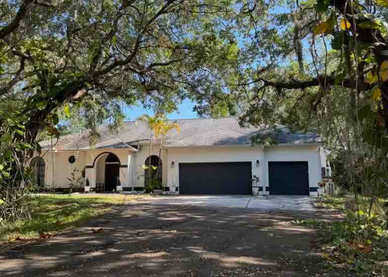 Building Photo - 7230 Oakridge Ave