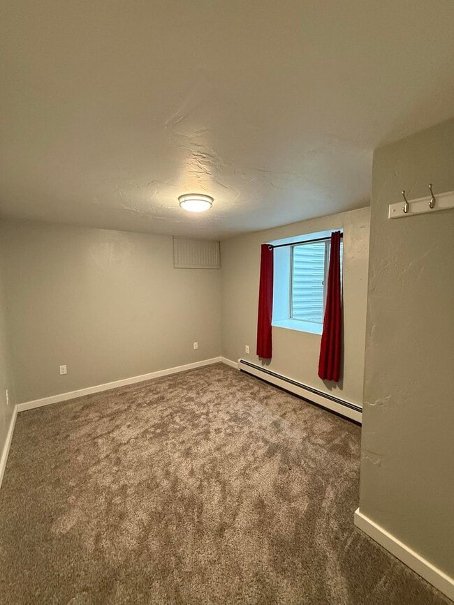 Building Photo - Stunning 5-Bedroom Home located in Butte MT