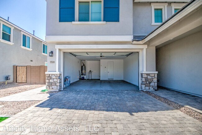Building Photo - 5 br, 3 bath House - 7539 E OLLA Avenue