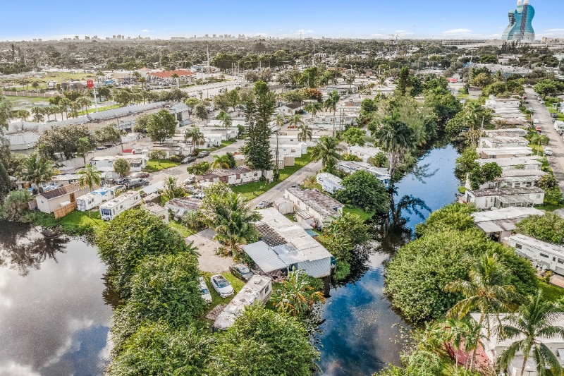 Building Photo - 4732 SW 46th Ln