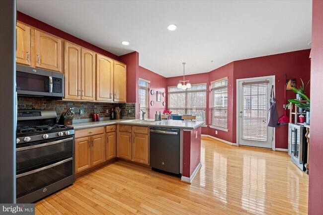 Building Photo - 210 Cameron Station Blvd