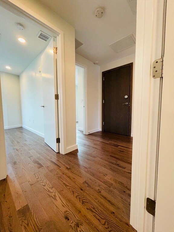 Building Photo - 119 Hyde Park Ave
