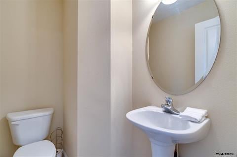 Building Photo - 537 SE Oak Grove Ave