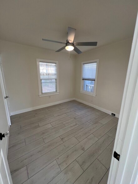 Building Photo - 3004 Highland Ave