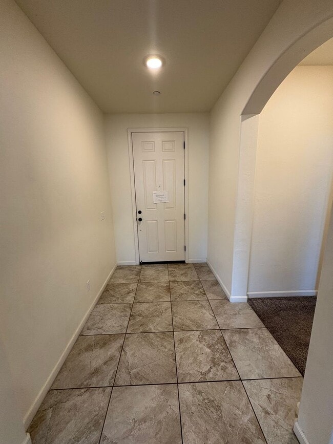 Building Photo - Home located in Ashton Park Move in Ready!...