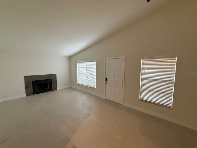 Building Photo - 3455 Countryside Blvd