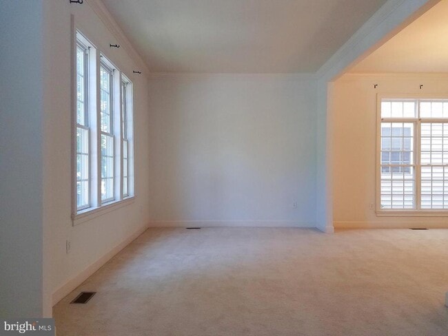 Building Photo - 410 Robena Way