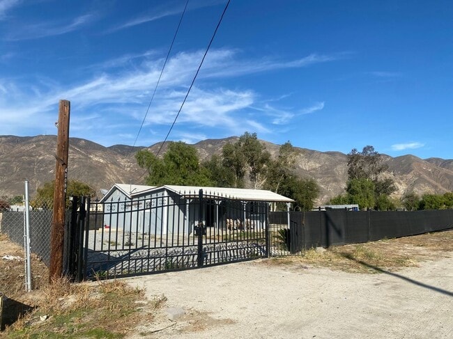 Building Photo - 40094 Sunset Ln